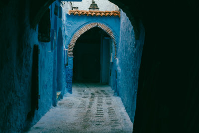 Blue Alley Archway in Chefchaouen, Chefchaouen, Morocco