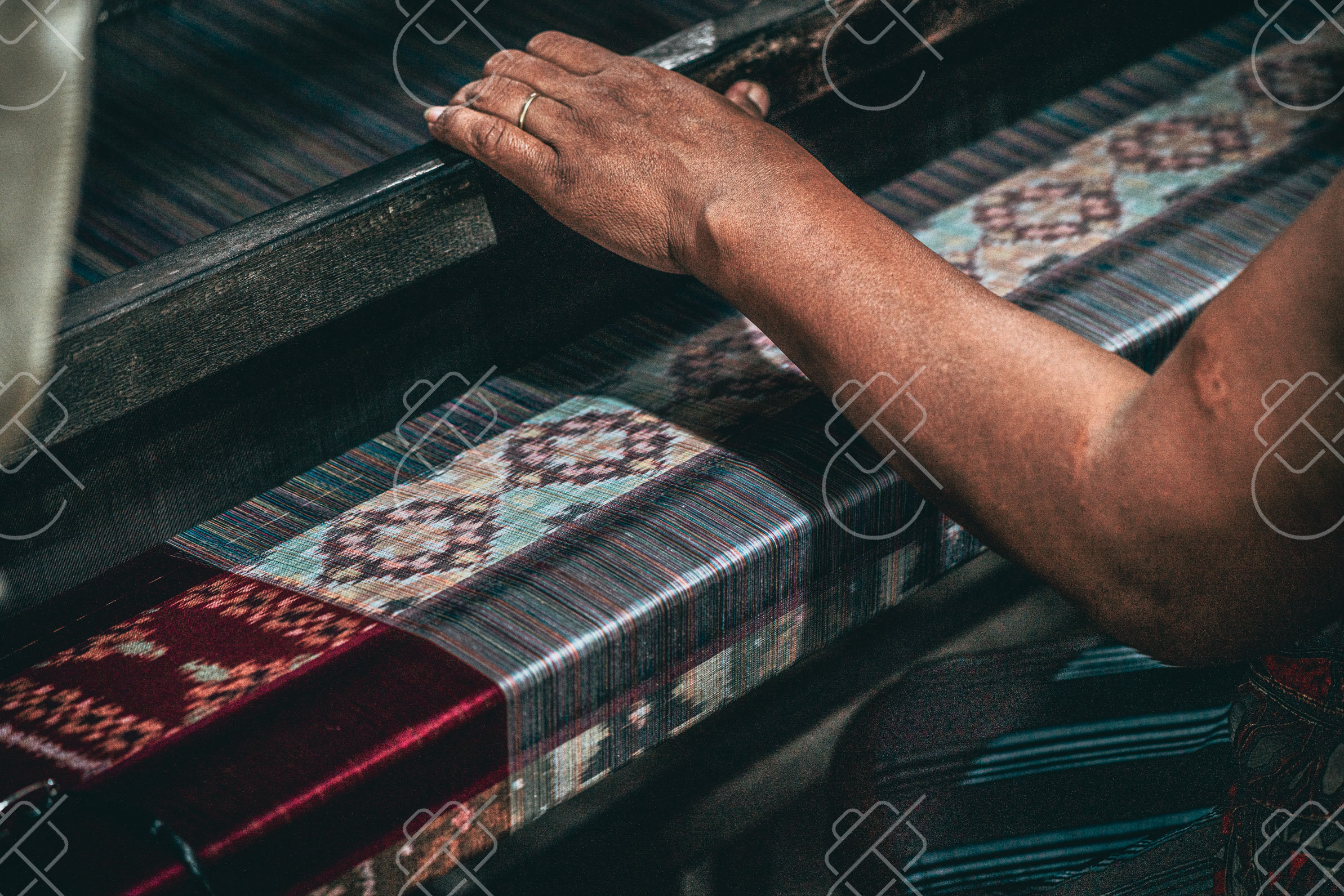 Weaving patterned cloth on a hand loom in Sidemen, where we stayed from 1 to 4 June 2023