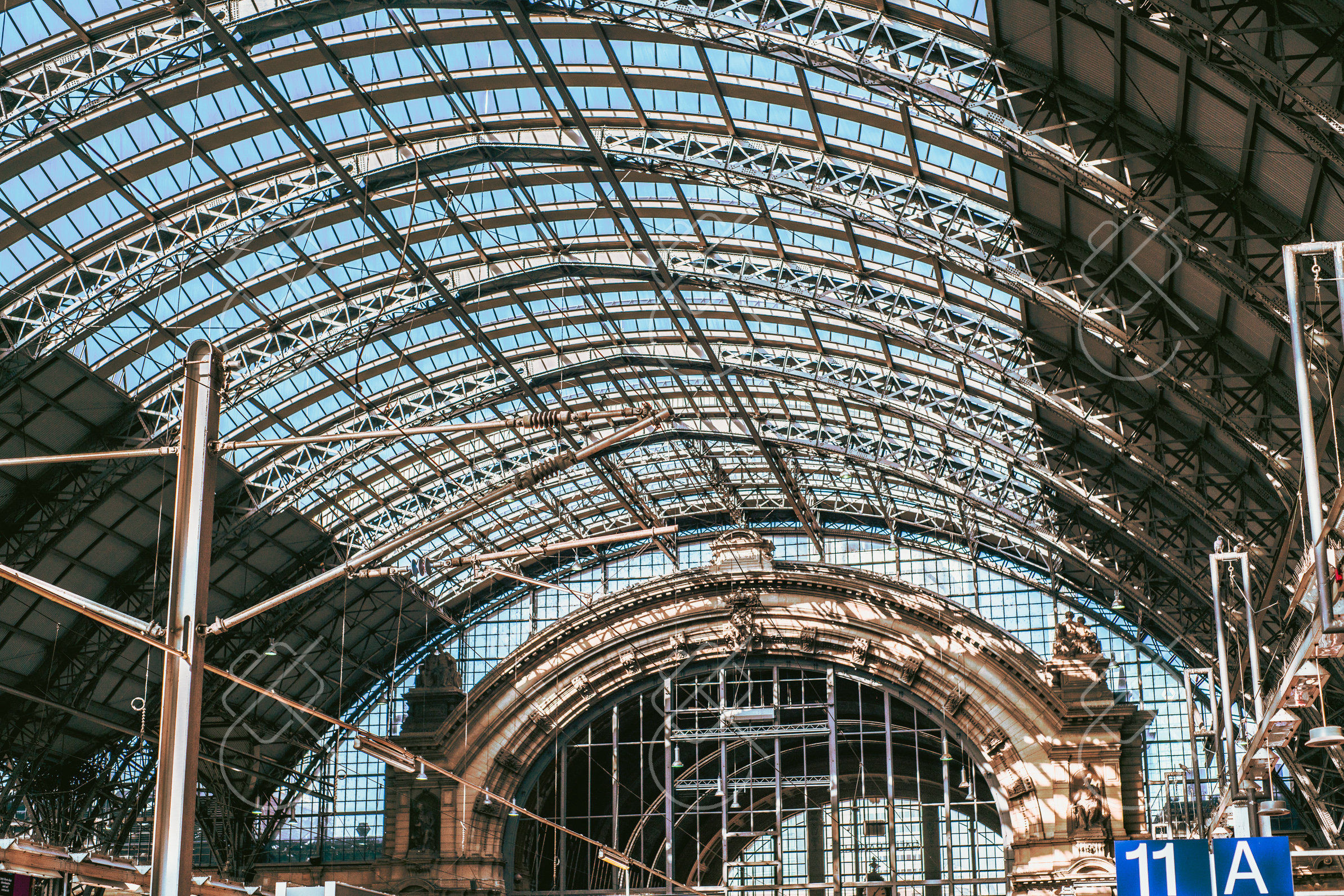 Where to Stay for the 2027 Europa League Final in Frankfurt: Areas Ranked by S-Bahn Time to the Stadium